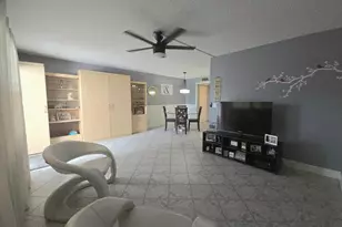 2010 Westbury F, Deerfield Beach, FL 33442 - Photo 3