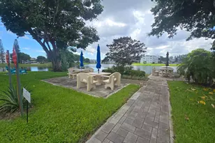 2010 Westbury F, Deerfield Beach, FL 33442 - Photo 21