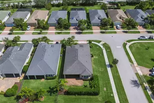 11416 SW Lake Park Dr, Port Saint Lucie, FL 34987 - Photo 3