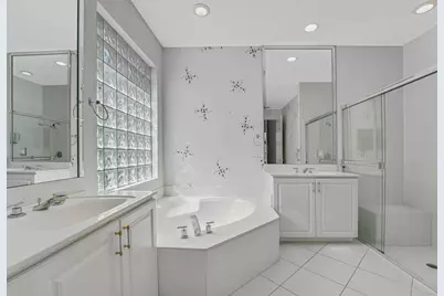 7932 Seagrape Shores Drive, Lake Worth, FL 33467 - Photo 17