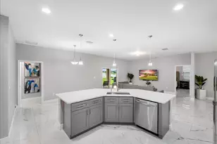 448 SW Vista Lake Dr, Port Saint Lucie, FL 34953 - Photo 7