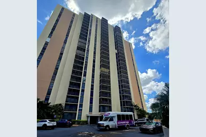 20335 W Country Club Drive #2208, Aventura, FL 33180 - Photo 17
