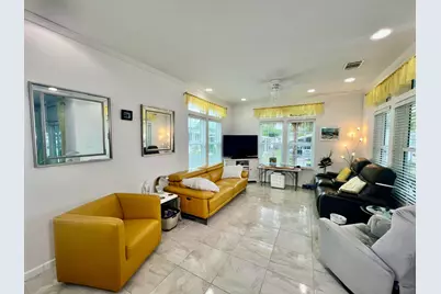 413 Hibiscus Drive, Deerfield Beach, FL 33442 - Photo 17