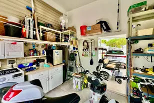 413 Hibiscus Dr, Deerfield Beach, FL 33442 - Photo 21