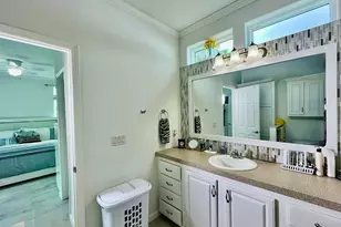 413 Hibiscus Dr, Deerfield Beach, FL 33442 - Photo 35