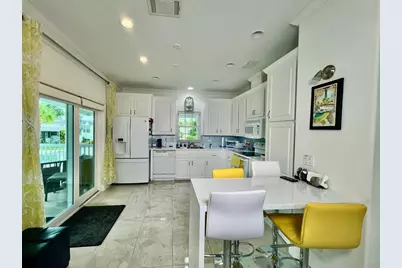 413 Hibiscus Drive, Deerfield Beach, FL 33442 - Photo 3