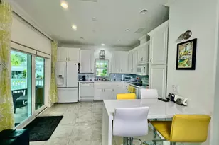 413 Hibiscus Dr, Deerfield Beach, FL 33442 - Photo 3