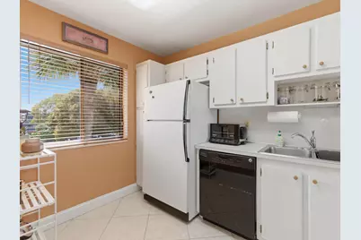 4100 Tivoli Court #301, Lake Worth, FL 33467 - Photo 3