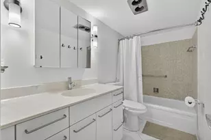 114 Somerset F, West Palm Beach, FL 33417 - Photo 27