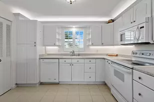 801 Lake Shore Dr, West Palm Beach, FL 33403 - Photo 13