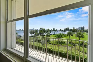 801 Lake Shore Dr, West Palm Beach, FL 33403 - Photo 19