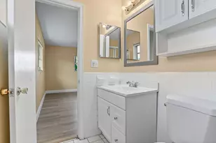 1190 NW 69th Ave, Margate, FL 33063 - Photo 25