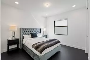 8258 Essex Country Clb Dr, Boca Raton, FL 33434 - Photo 47