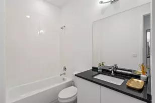 8258 Essex Country Clb Dr, Boca Raton, FL 33434 - Photo 33