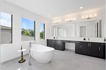 8258 Essex Country Club Drive, Boca Raton, FL 33434 - Photo 45