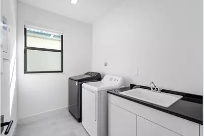 8258 Essex Country Club Drive, Boca Raton, FL 33434 - Photo 55