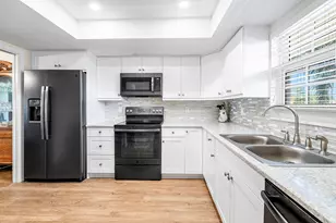 145 Atlantis Blvd, Atlantis, FL 33462 - Photo 5