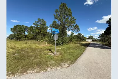 627 Columbus Boulevard S, Lehigh Acres, FL 33974 - Photo 3