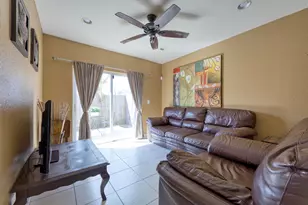 416 Circle Dr S, Boynton Beach, FL 33435 - Photo 7