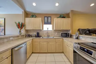 416 Circle Dr S, Boynton Beach, FL 33435 - Photo 7