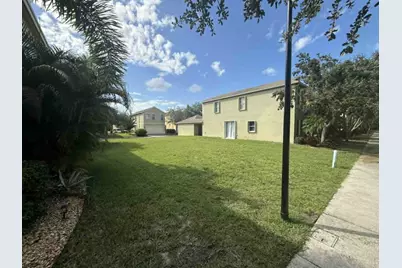 2527 SE Ruskin Drive, Port Saint Lucie, FL 34952 - Photo 9