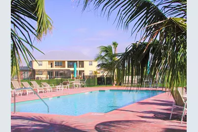 1825 Bridgepointe Circle #14, Vero Beach, FL 32967 - Photo 33