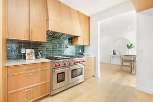 254 9th St, West Palm Beach, FL 33401 - Photo 13