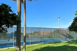 307 Liberty Ct, Deerfield Beach, FL 33442 - Photo 25