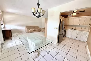 2002 Ellsemere A, Deerfield Beach, FL 33442 - Photo 7