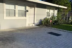 312 N 27th St, Fort Pierce, FL 34947 - Photo 1
