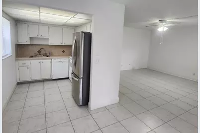 632 Brittany N, Delray Beach, FL 33446 - Photo 5