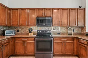 553 Gazetta Way, West Palm Beach, FL 33413 - Photo 15
