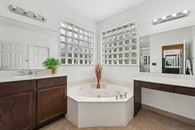 553 Gazetta Way, West Palm Beach, FL 33413 - Photo 43