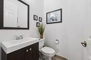 553 Gazetta Way, West Palm Beach, FL 33413 - Photo 17