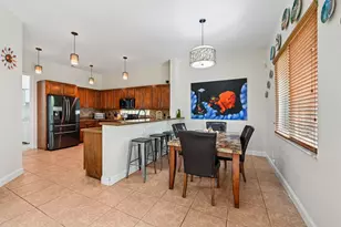 553 Gazetta Way, West Palm Beach, FL 33413 - Photo 11