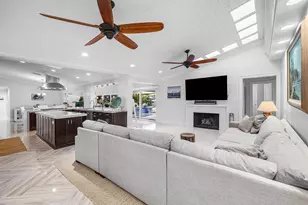 7425 NE Bay Cove Ct, Boca Raton, FL 33487 - Photo 23