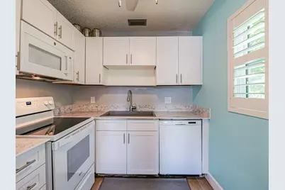 28 Vista Gardens Trail #105, Vero Beach, FL 32962 - Photo 13