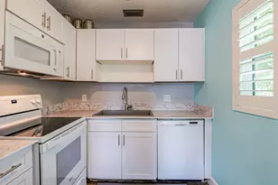 28 Vis Gdns Trl, Vero Beach, FL 32962 - Photo 13