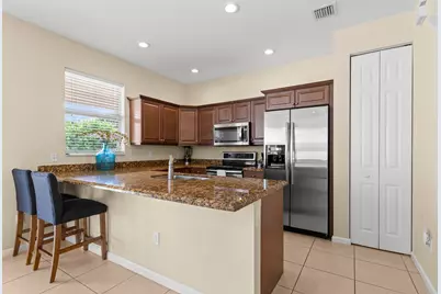 11953 SW Bennington Circle, Port Saint Lucie, FL 34987 - Photo 9