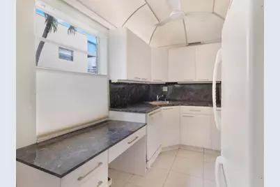 405 Burgundy I, Delray Beach, FL 33484 - Photo 3