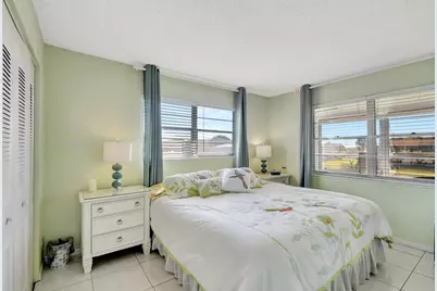 24 Chatham A, West Palm Beach, FL 33417 - Photo 15