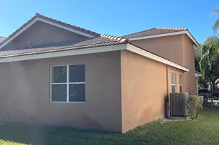 870 Gazetta Way, West Palm Beach, FL 33413 - Photo 5