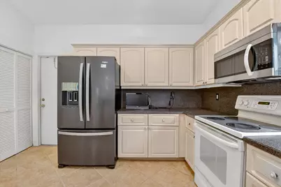 4698 Sextant Circle, Boynton Beach, FL 33436 - Photo 19