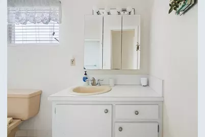 2832 W Crosley Drive #E, West Palm Beach, FL 33415 - Photo 13