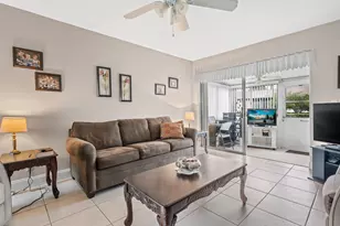 2822 Crosley Dr W, West Palm Beach, FL 33415 - Photo 5