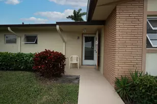 2822 Crosley Dr W, West Palm Beach, FL 33415 - Photo 19