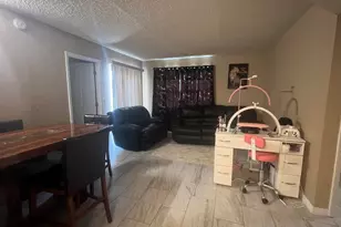 1524 SE Royal Green Cir, Port Saint Lucie, FL 34952 - Photo 23