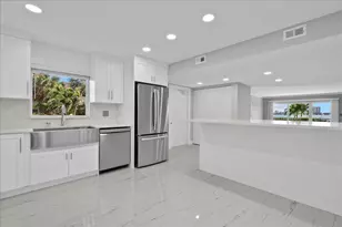3040 Lake Shore Dr, Riviera Beach, FL 33404 - Photo 5