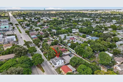 220 SW 16th Street, Dania Beach, FL 33004 - Photo 5
