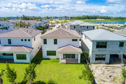 1016 Raleigh Way, Wellington, FL 33414 - Photo 39